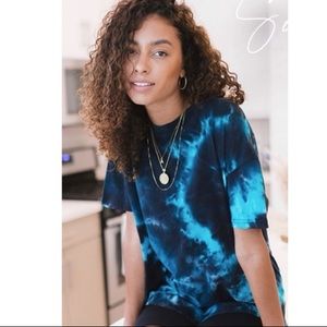 Amaryllis Tie-Dye T-shirt!